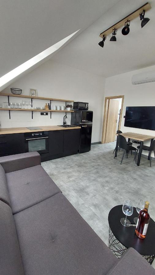 Apartament Apartman Po Schodech Nahoru Bořetice Zewnętrze zdjęcie